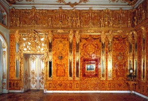 10 places to see in the suburbs of Saint Petersburg: Amber Room, Tsarskoe Selo