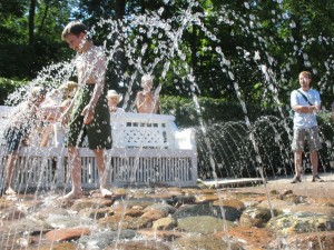 10 places to see in the suburbs of Saint Petersburg: Peterhof Petergof