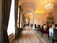 DOM restaurant in Saint Petersburg