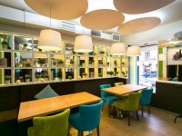 NA PARAKH restaurant in Saint Petersburg
