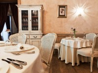 MINDAL CAFE restaurant in Saint Petersburg