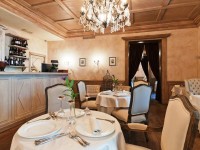 MINDAL CAFE restaurant in Saint Petersburg
