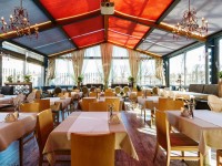 PARK DZHUZEPPE restaurant in Saint Petersburg