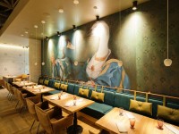 PTICHIY DVOR restaurant in Saint Petersburg