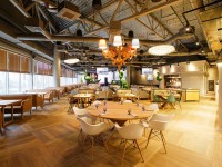 PTICHIY DVOR restaurant in Saint Petersburg