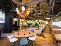 PTICHIY DVOR restaurant in Saint Petersburg